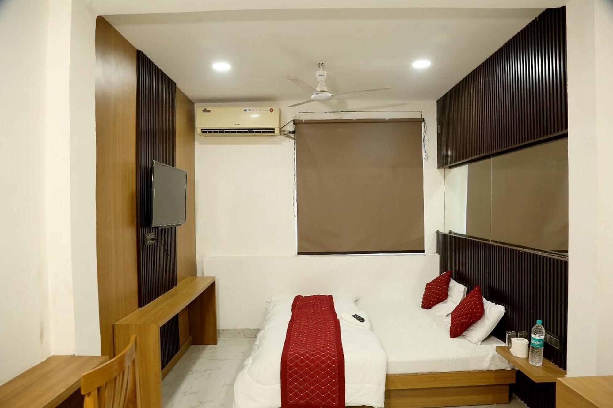 Hotel A10 International Neu-Delhi Exterior foto